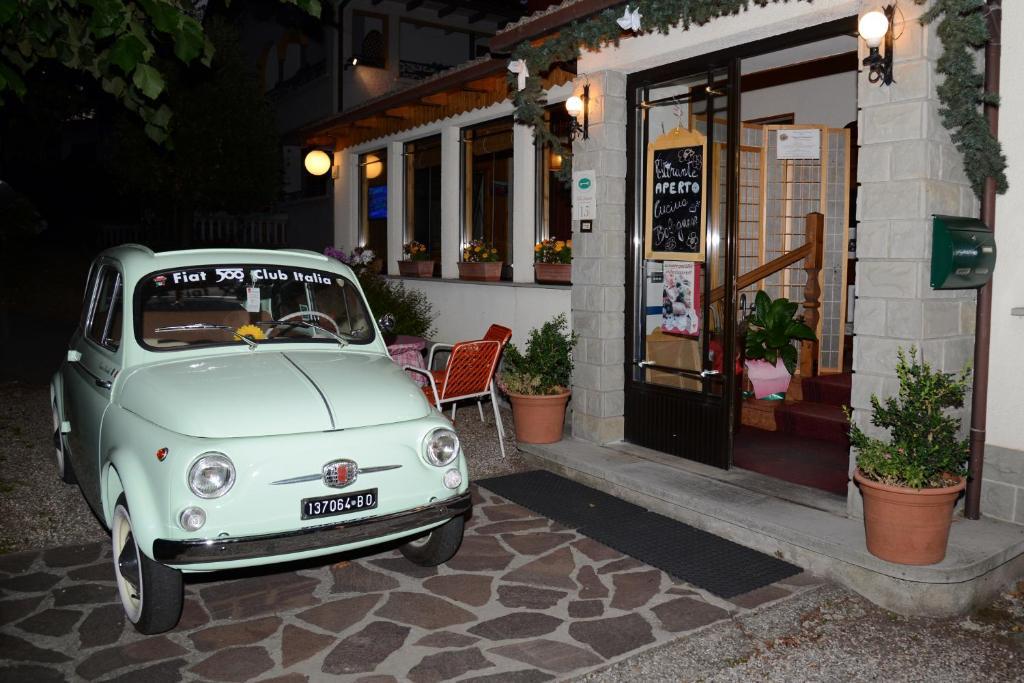 Albergo Ristorante Villa Svizzera Vidiciatico Eksteriør billede